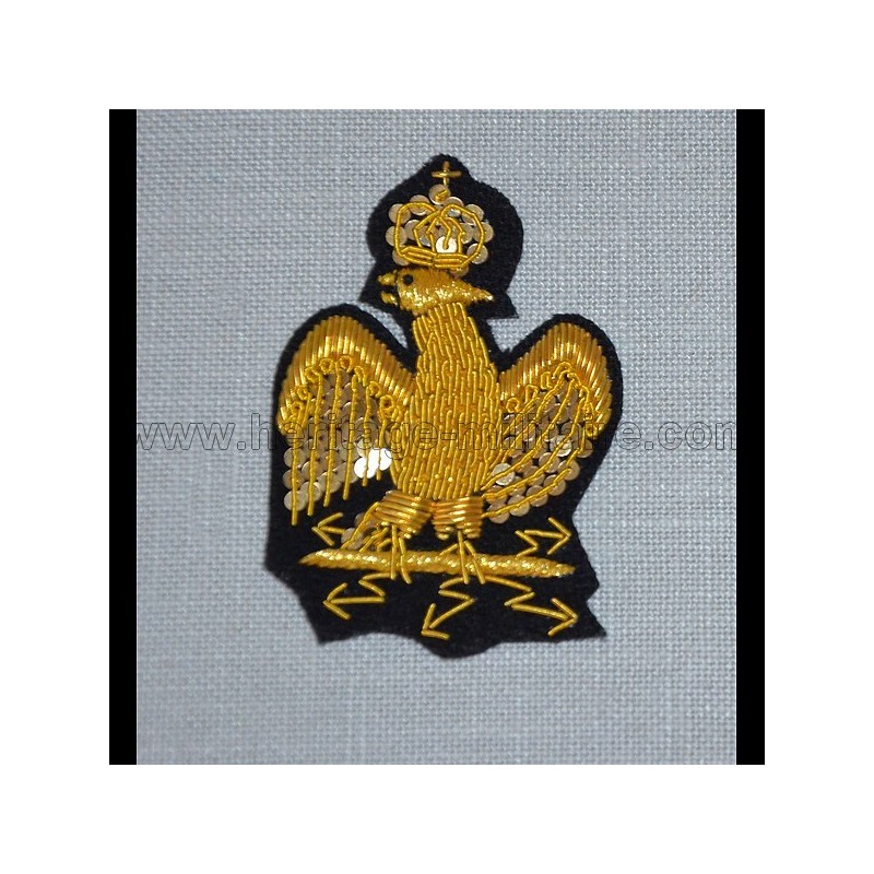 Golden embroidered eagle for turn-up for frock coat