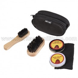 Travel shoe polish kit