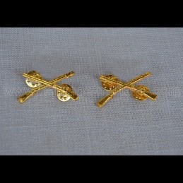 WWII US Infantry Badges...