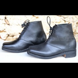 Brodequins d'infanterie...