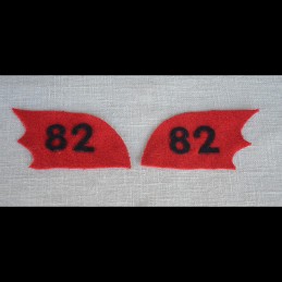 Pattes de col laine rouge...
