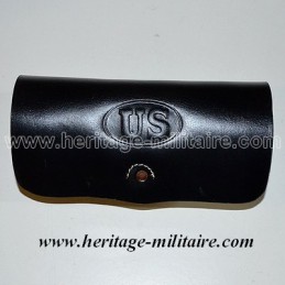 Carbine cartridge box with "US"