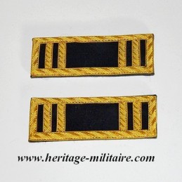 Staff shoulder boards