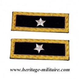 Staff shoulder boards