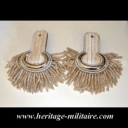 Officer parade shoulder scales silver with fringes