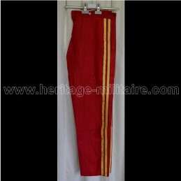 Pantalon d'officier français rouge deux galons dorés Napoleon III