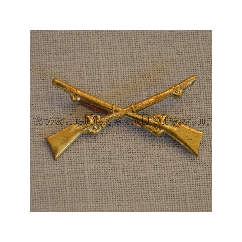 Metal badge of the Infantry Indian War 1872