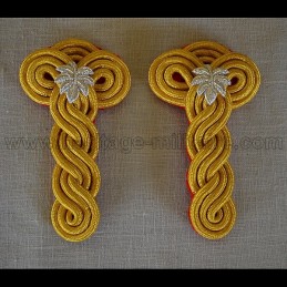 Shoulder boards "Clover" with embroidery rank