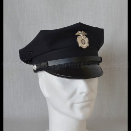 Casquette de policier avec visière et insigne